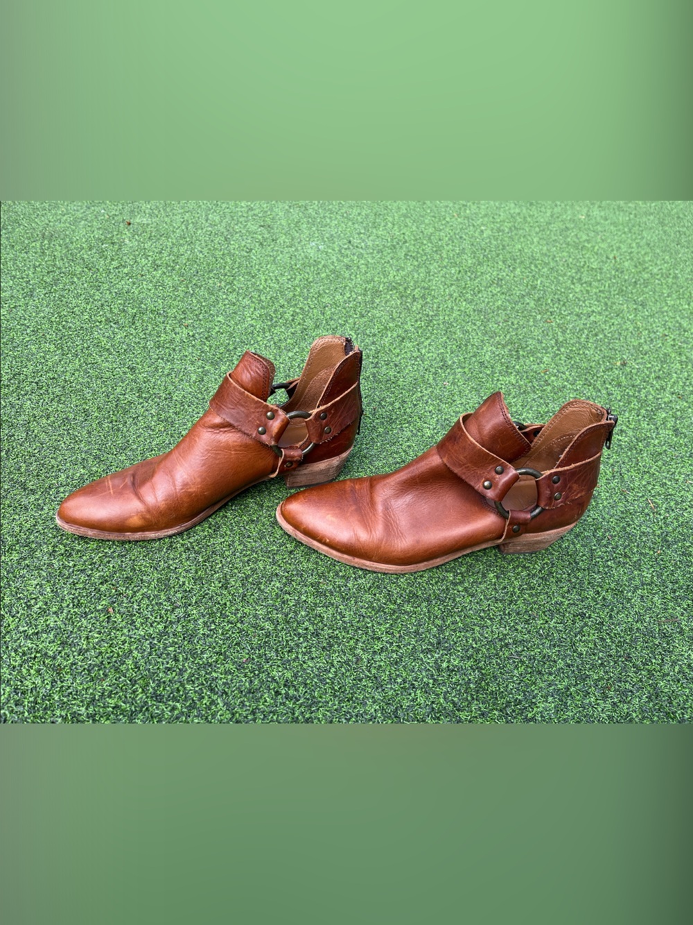 Women Frye boots RAY HARNESS BACK ZIP size 9, caramel brown
